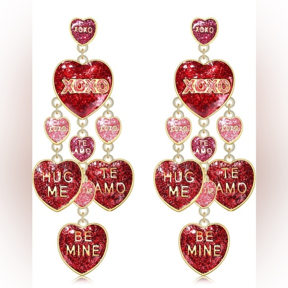 Jewelry - Chandelier Heart Earrings